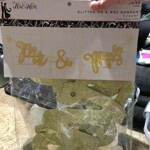 Mrs and Mrs Banner (gold glitter)